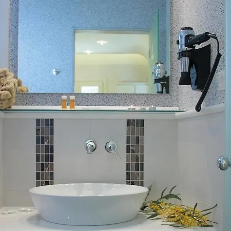 阿德里安娜别墅公寓 3* 阿吉奥斯普罗科皮奥斯