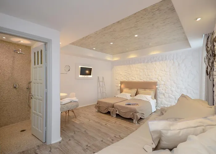 Adriana アギオス・プロコピオス