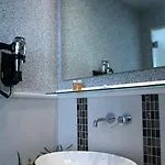Adriana Hotel 3*
